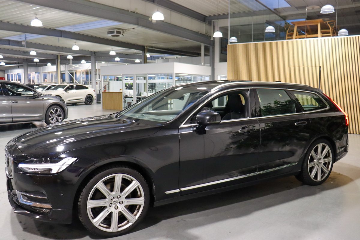 Volvo V90 2016