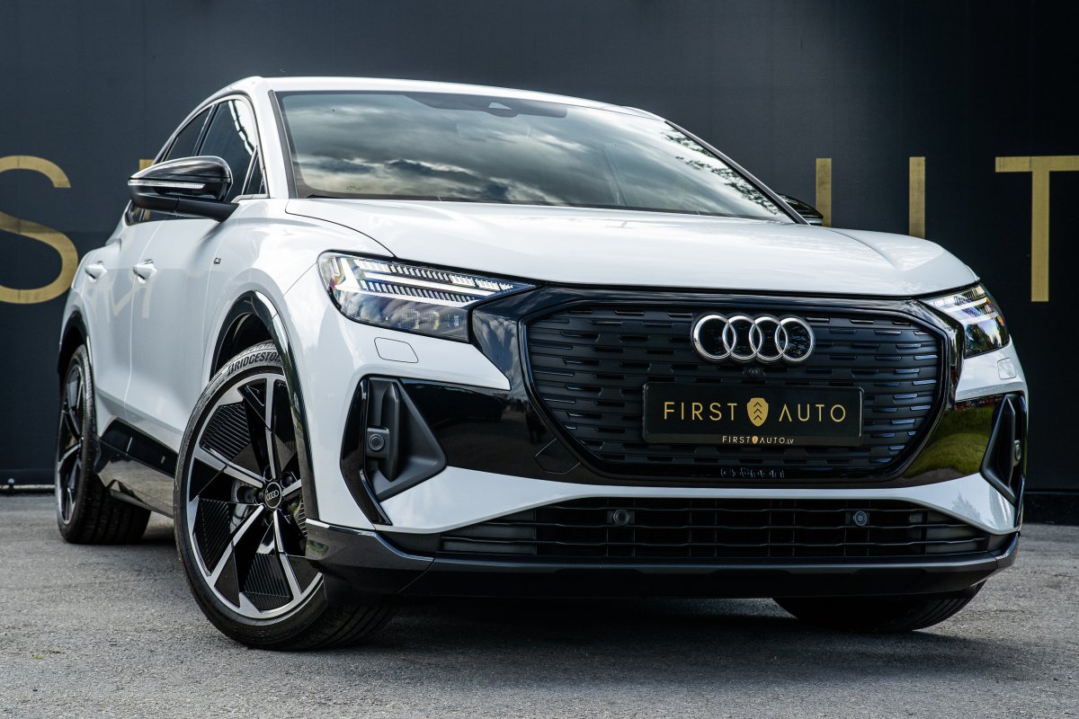 Audi e-tron 2022