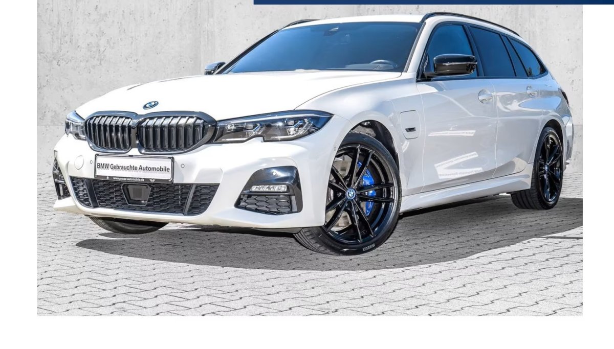 BMW 330 2021