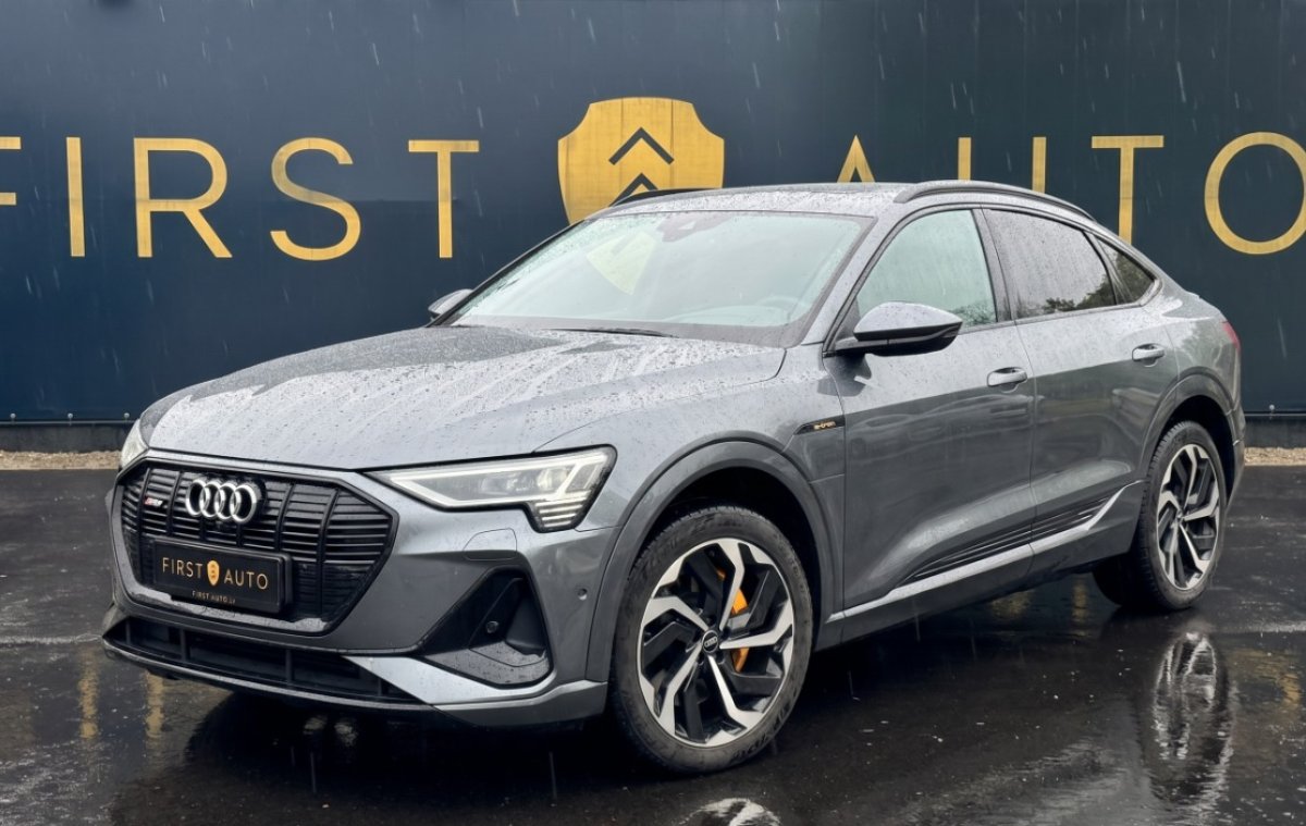 Audi e-tron 2021