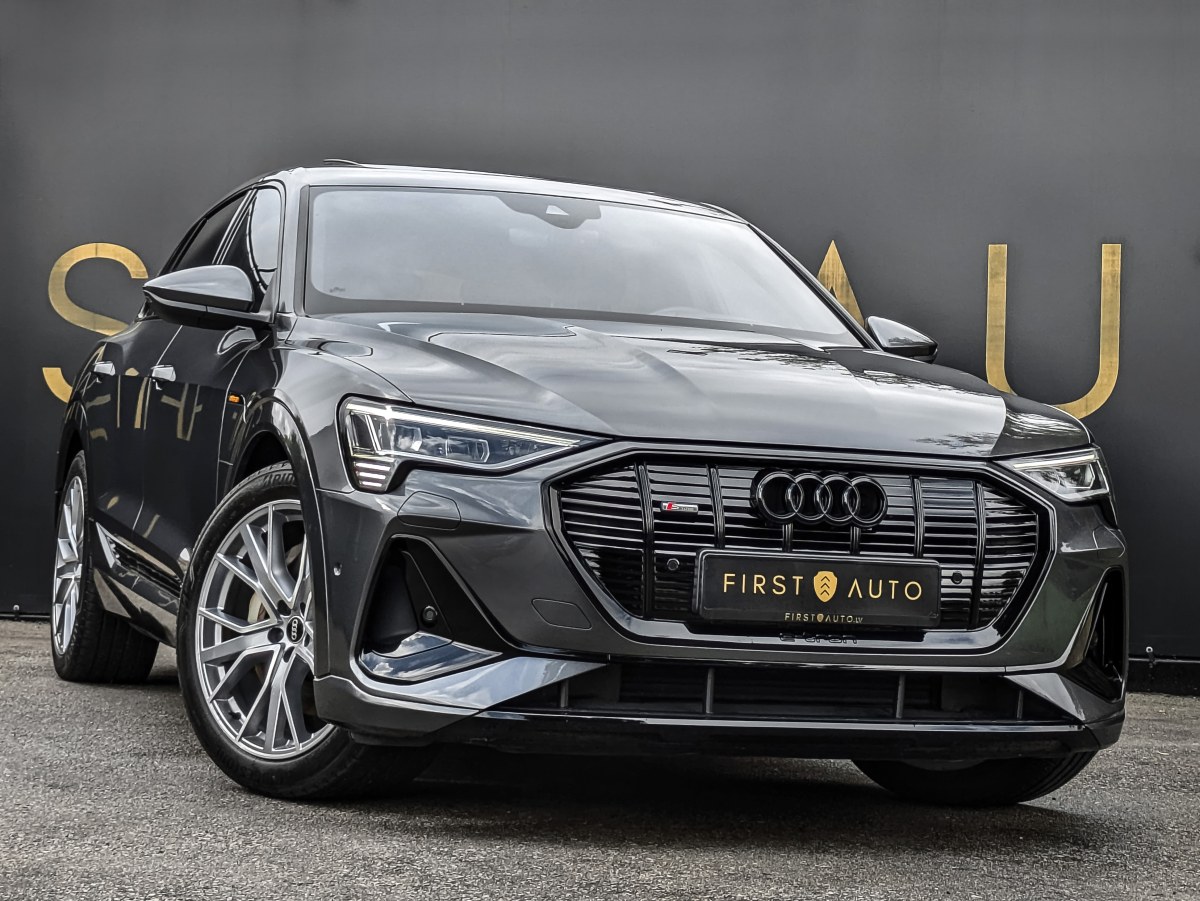 Audi e-tron 2022