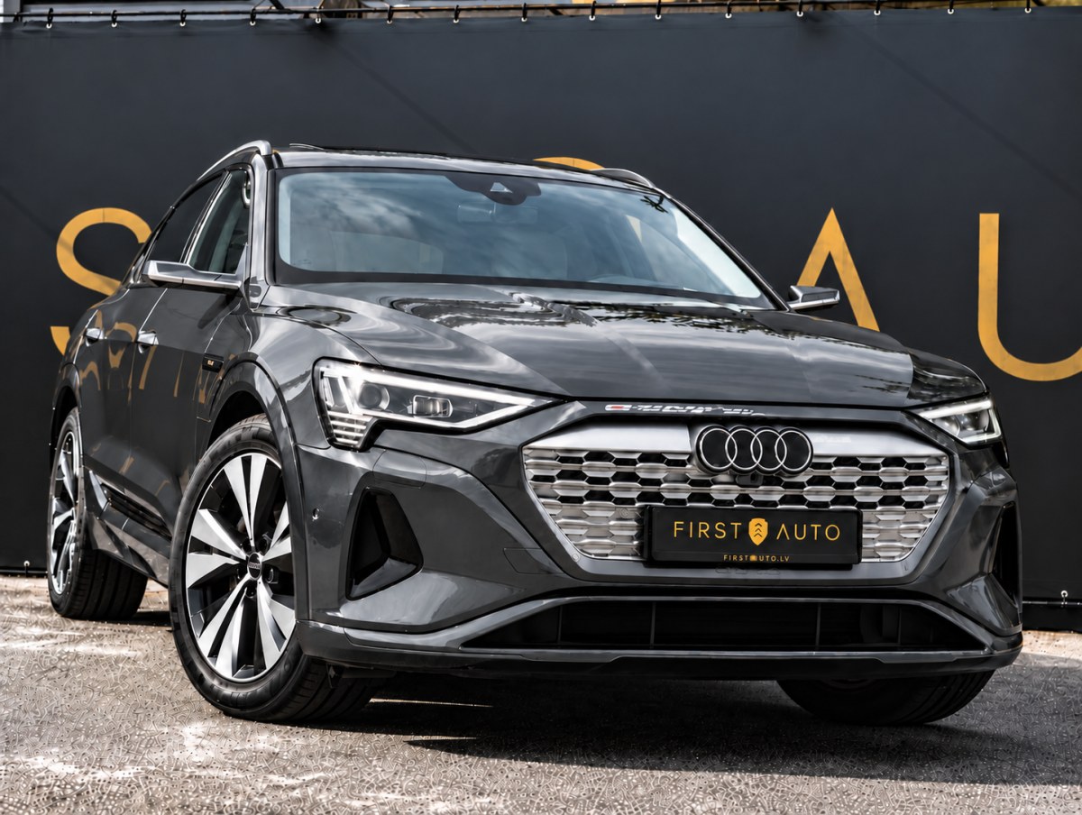 Audi e-tron 2023