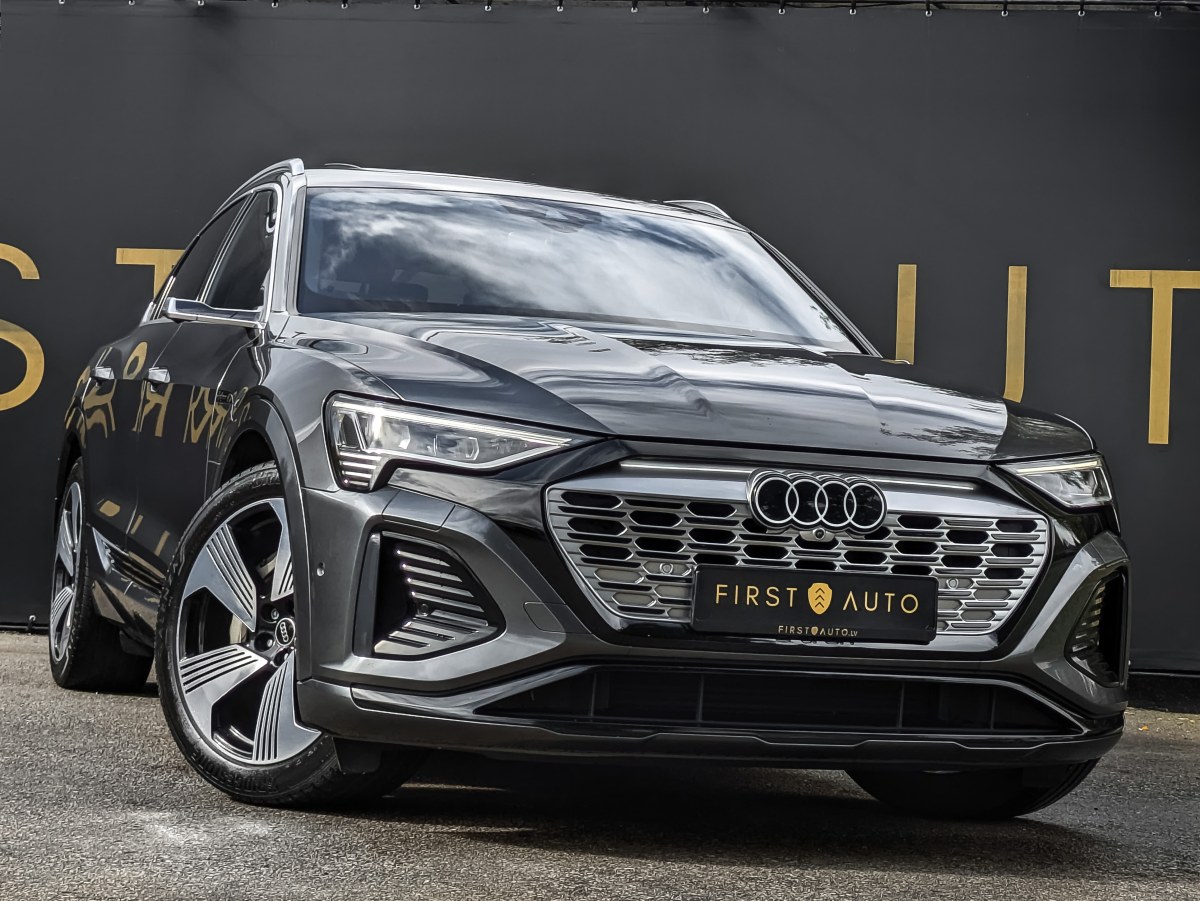Audi e-tron 2023