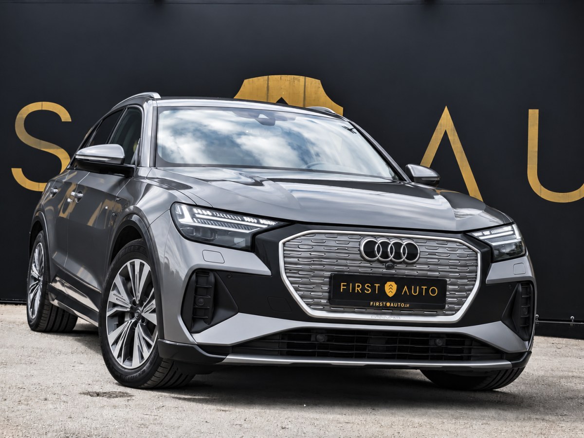 Audi e-tron 2023